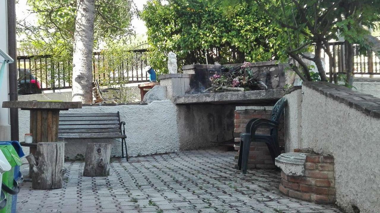 Bed&Breakfast da Charlie LʼAquila Exterior foto